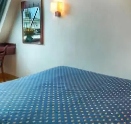 Отель De Opera Париж