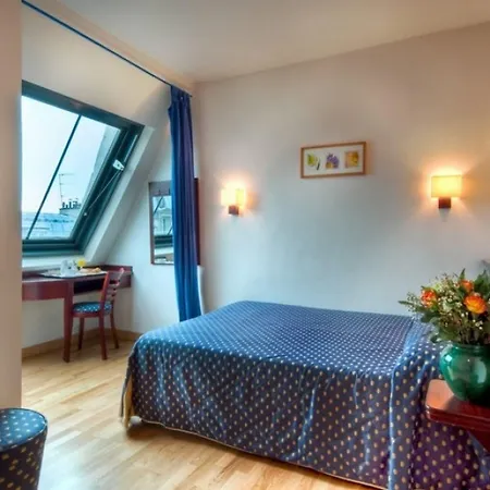 De Opera Hotel 2*