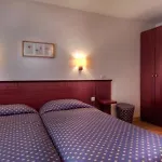 Hotel De Opera 2*